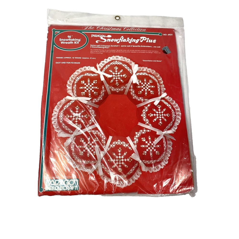 paragon‎ snow flaking plus wreath needle work kit 6931